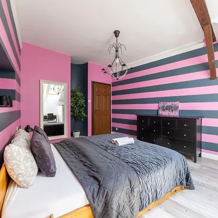 Beardy Bear Cave - Premium Rooftop #parking Apartament Budapeszt