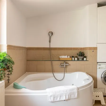 Beardy Bear Cave - Premium Rooftop #parking Appartement *
