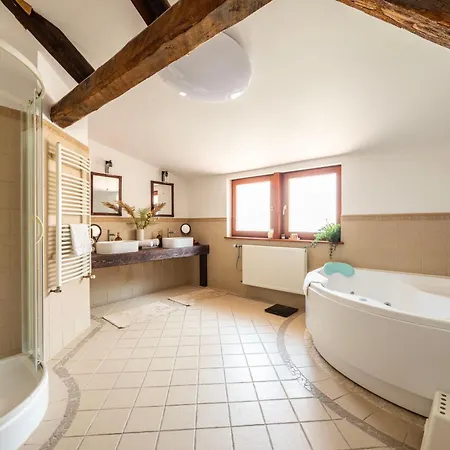Beardy Bear Cave - Premium Rooftop #parking Appartement Boedapest